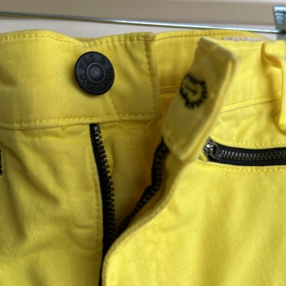 Jean - Picture 3 of 13